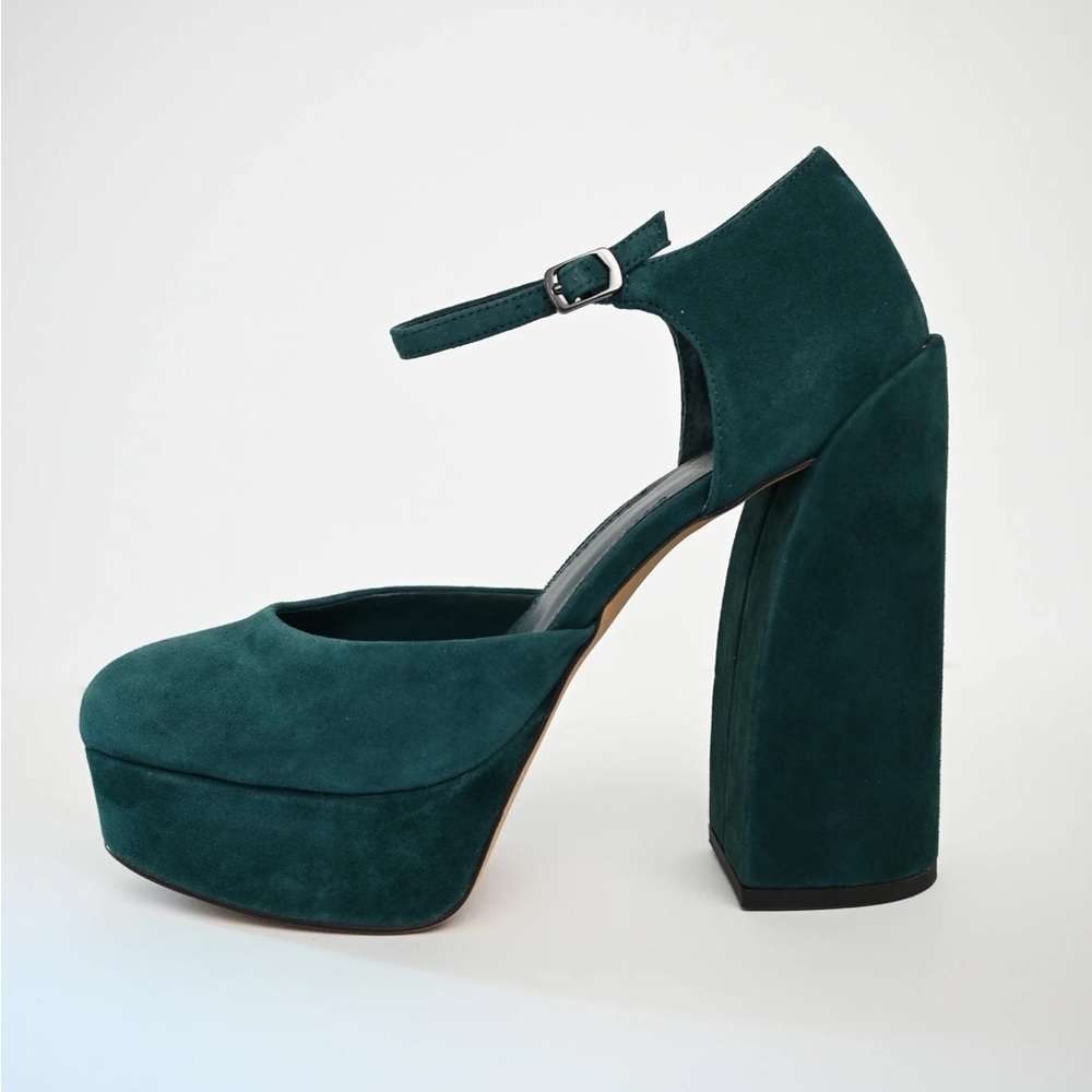 Vince Camuto Platform Heels - Picture 2 of 4